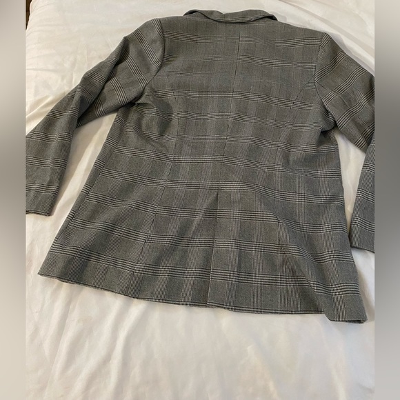 Grey Plaid Blazer - Picture 3 of 4